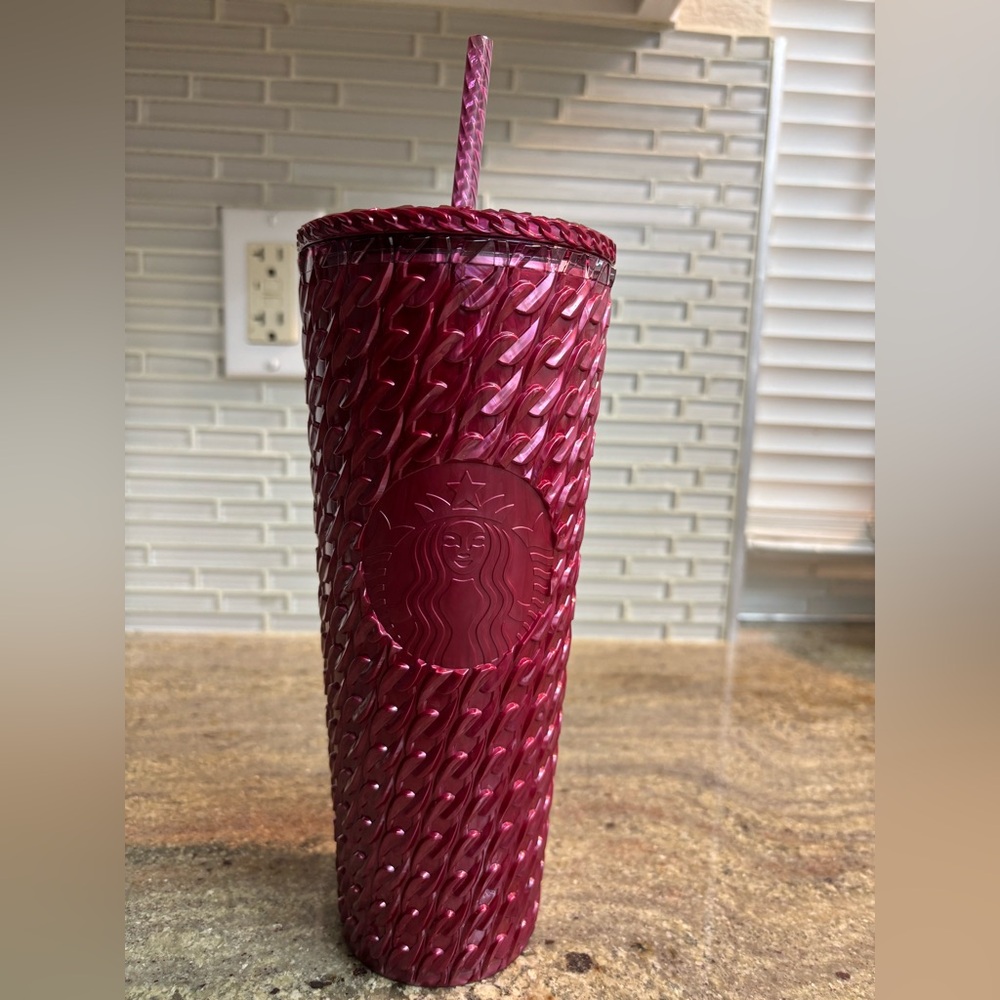 Starbucks New Tumbler 2024 Cranberry Chain Linked 24oz